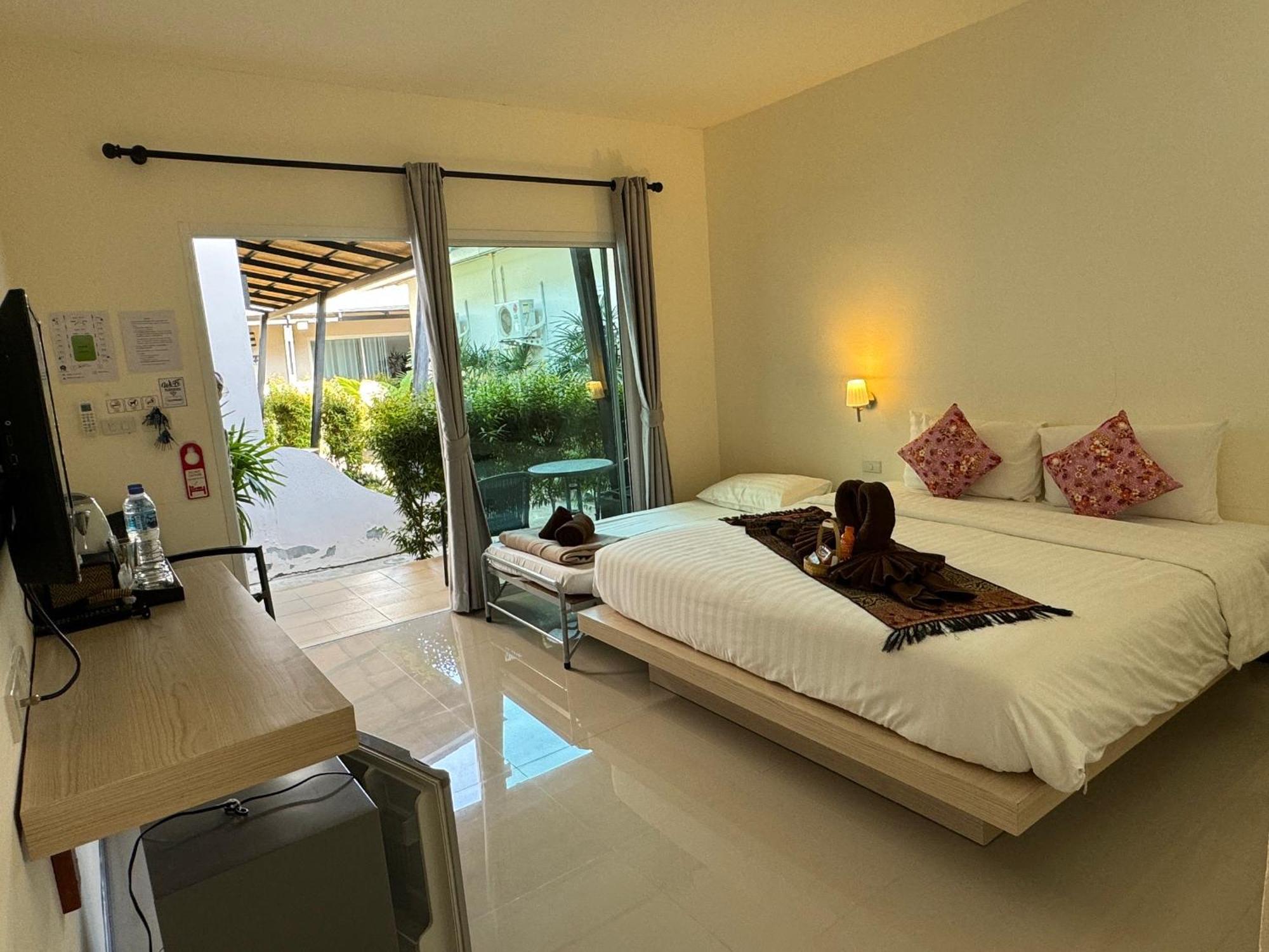 Hotel Malee Sirin Old Town Ko Lanta Zewnętrze zdjęcie