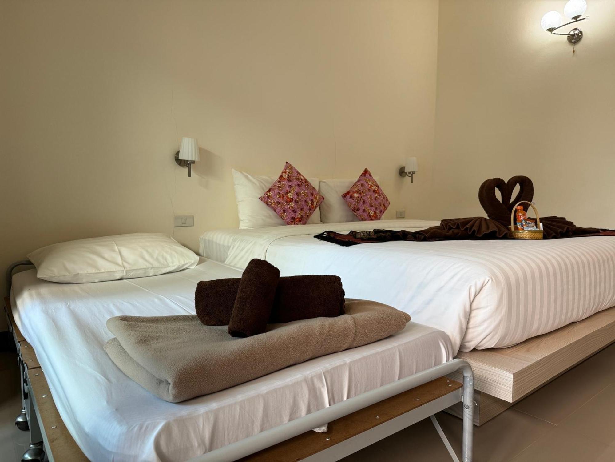 Hotel Malee Sirin Old Town Ko Lanta Zewnętrze zdjęcie